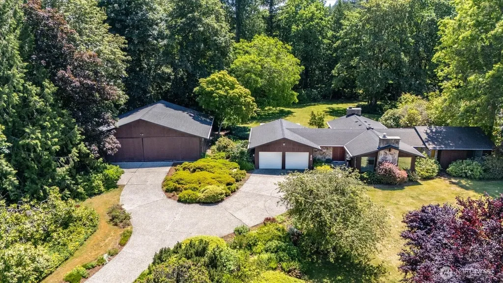 4818 354th Avenue SE Fall City WA 98024