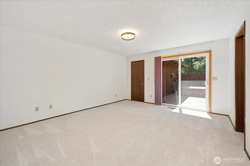 4818 354th Avenue SE Fall City WA 98024