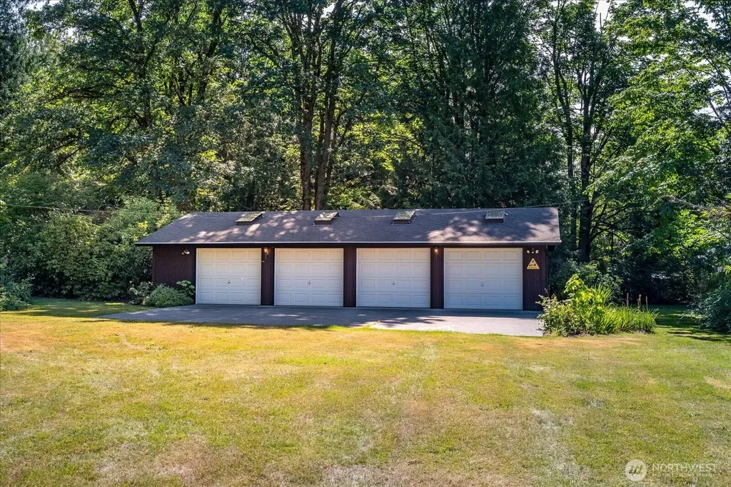 4818 354th Avenue SE Fall City WA 98024