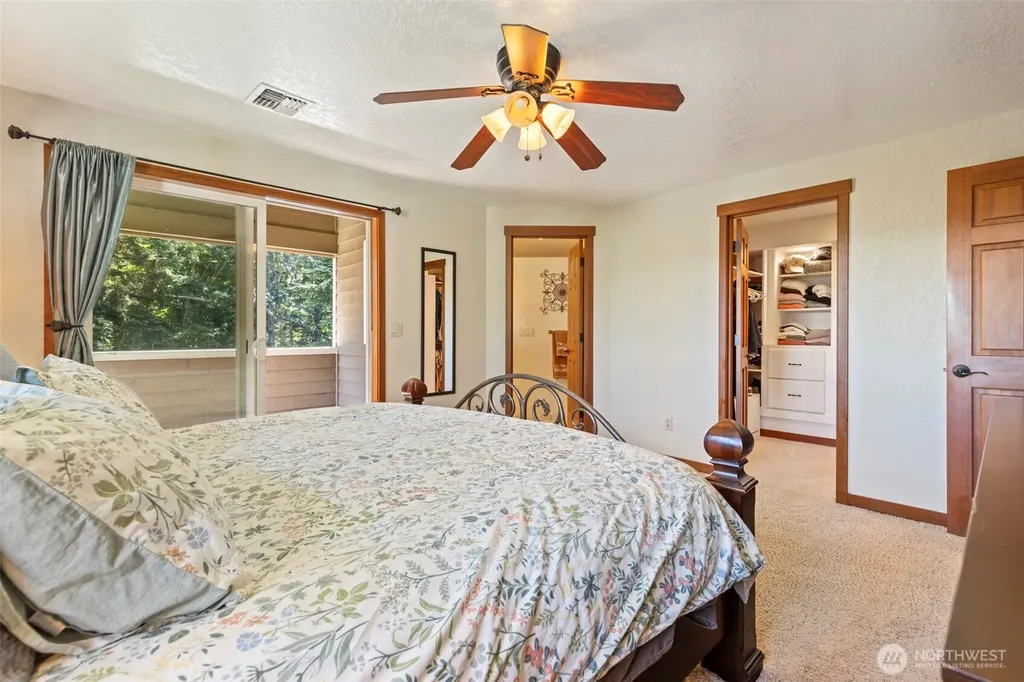 22715 Country Drive E Graham WA 98338