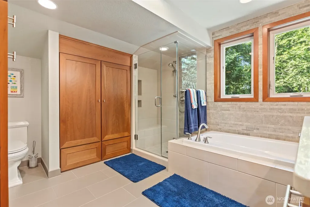 22715 Country Drive E Graham WA 98338