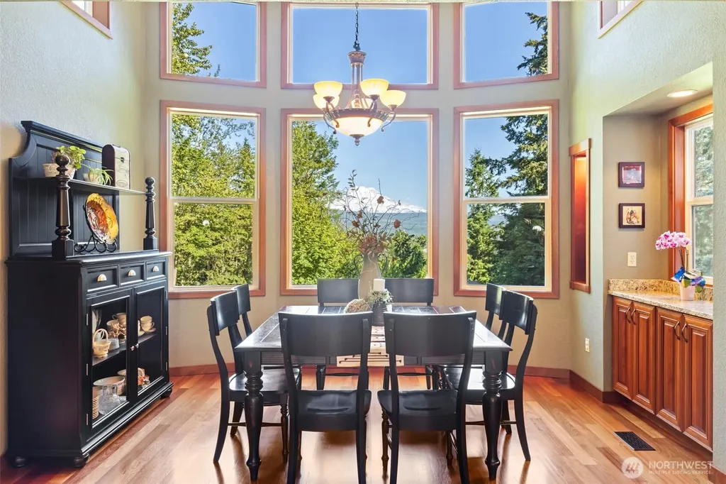 22715 Country Drive E Graham WA 98338