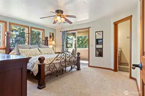 22715 Country Drive E Graham WA 98338