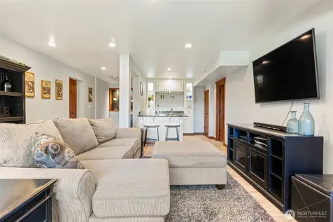 22715 Country Drive E Graham WA 98338