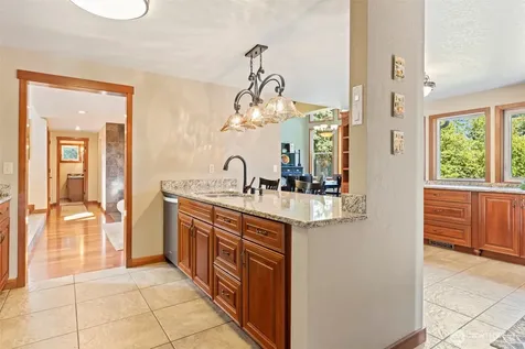 22715 Country Drive E Graham WA 98338