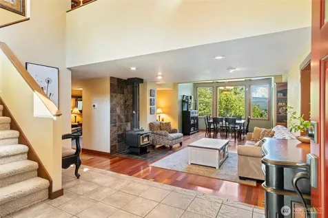 22715 Country Drive E Graham WA 98338