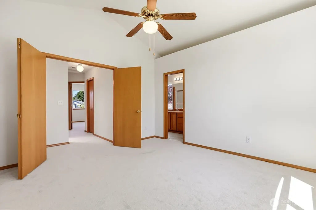 6525 56th Drive NE Marysville WA 98270
