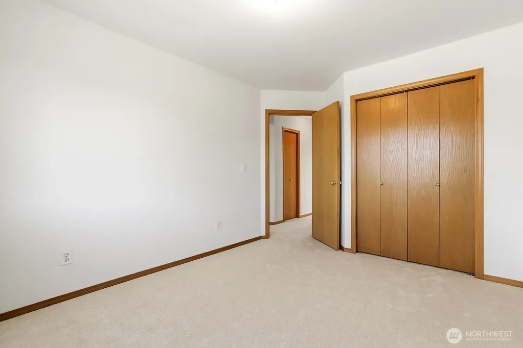 6525 56th Drive NE Marysville WA 98270
