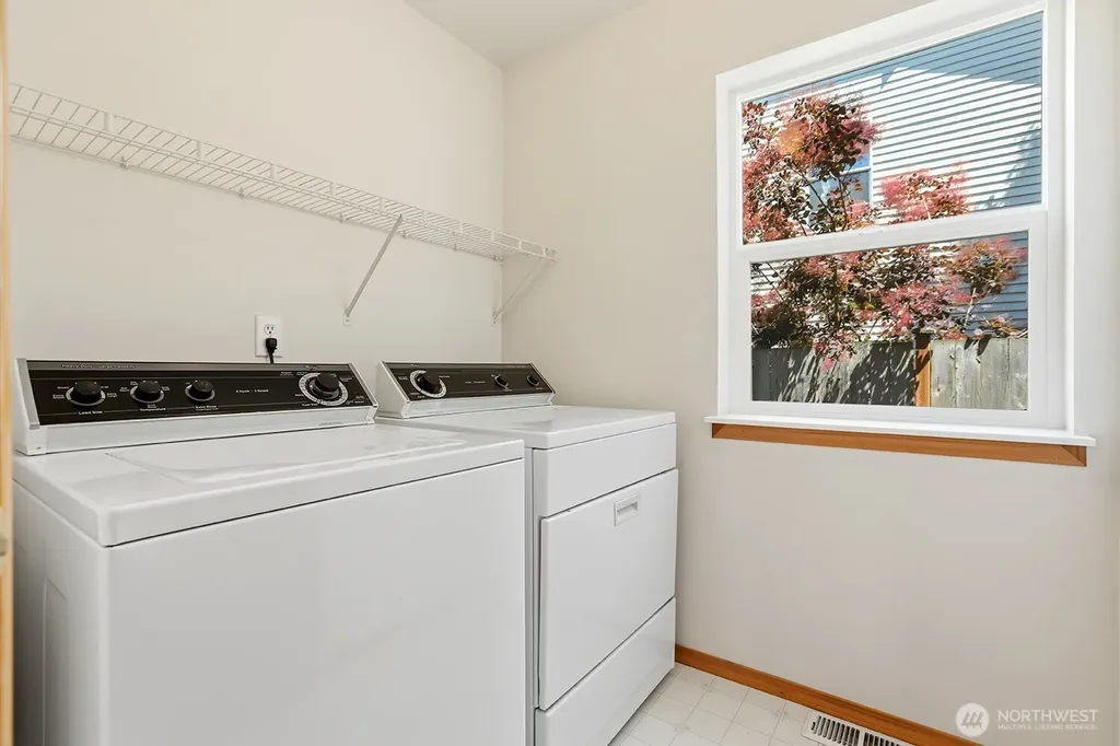 6525 56th Drive NE Marysville WA 98270