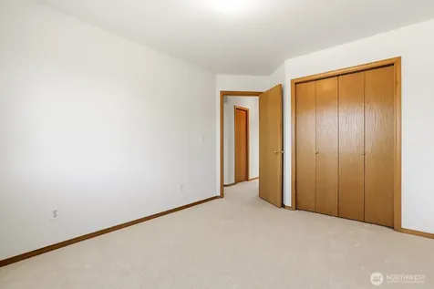6525 56th Drive NE Marysville WA 98270