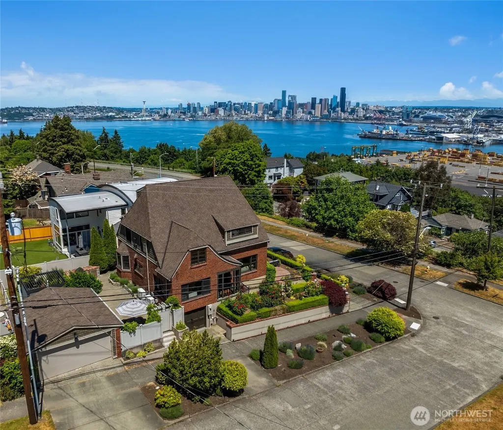 3602 SW Lander Street Seattle WA 98126