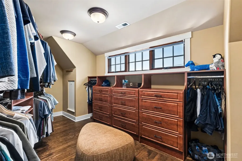 3602 SW Lander Street Seattle WA 98126