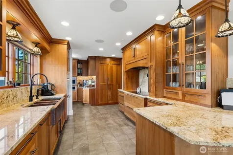 3602 SW Lander Street Seattle WA 98126