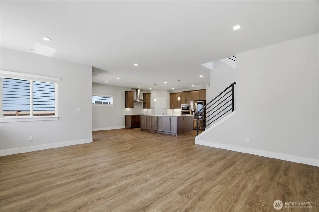 6302 SW 206th Place Lynnwood WA 98036