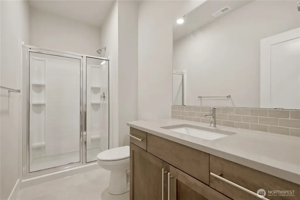 6302 SW 206th Place Lynnwood WA 98036