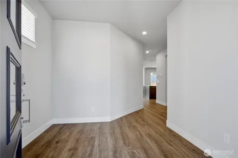 6302 SW 206th Place Lynnwood WA 98036