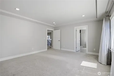 6302 SW 206th Place Lynnwood WA 98036
