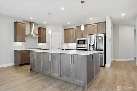 6302 SW 206th Place Lynnwood WA 98036