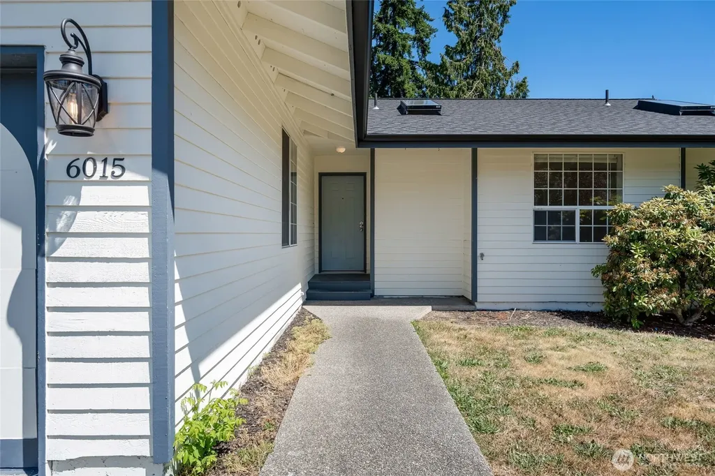 6015 Dexter Avenue Everett WA 98203
