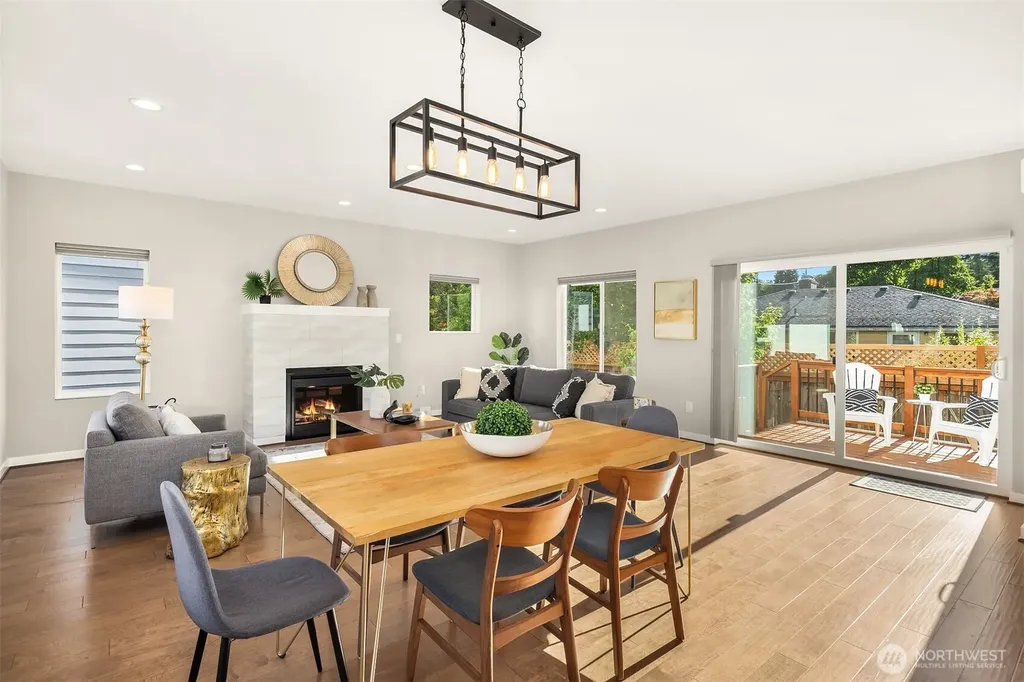 2768 SW Holden Street Seattle WA 98126