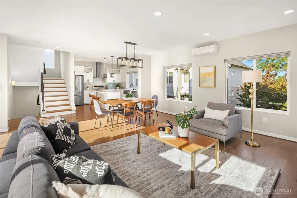 2768 SW Holden Street Seattle WA 98126