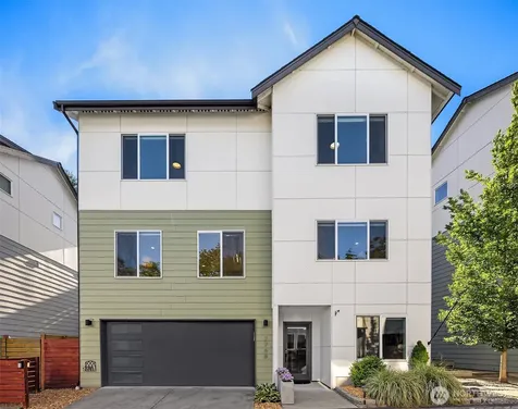 2768 SW Holden Street Seattle WA 98126