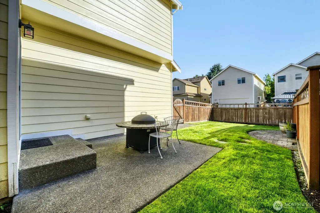 6231 Park Street E Fife WA 98424