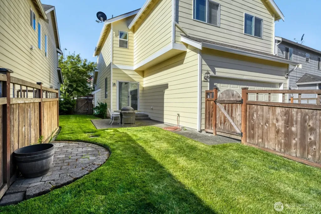 6231 Park Street E Fife WA 98424