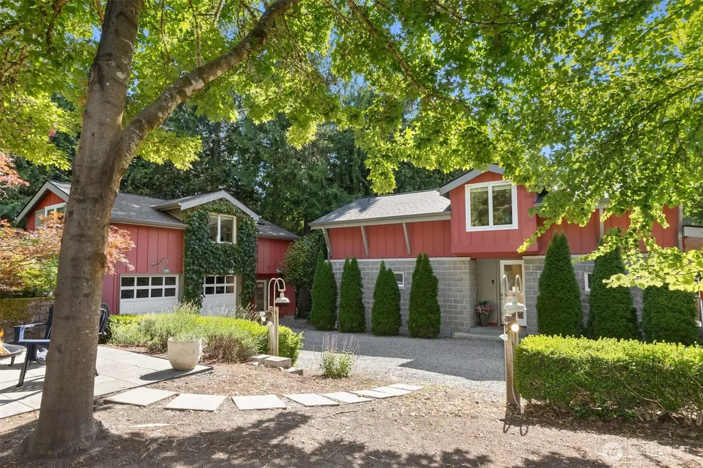 6575 NE Honeysuckle Lane Bainbridge Island WA 98110