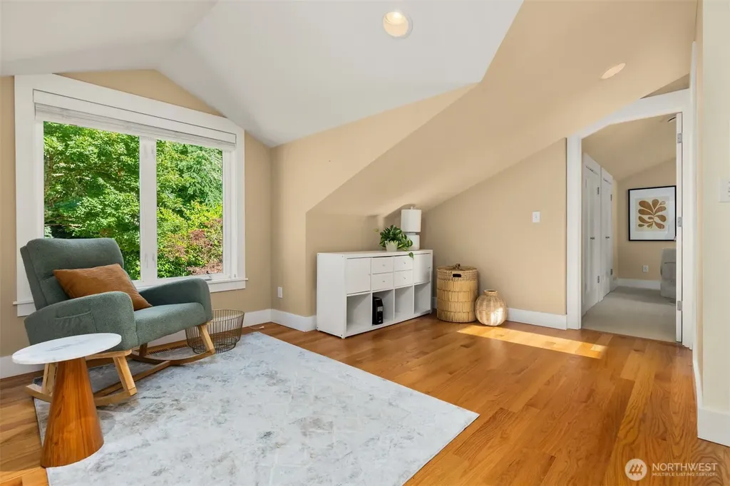 6575 NE Honeysuckle Lane Bainbridge Island WA 98110