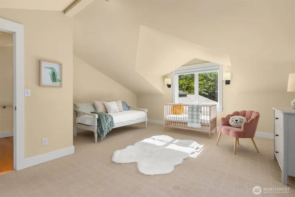 6575 NE Honeysuckle Lane Bainbridge Island WA 98110