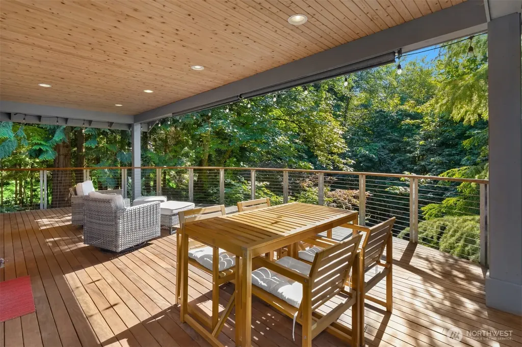 6575 NE Honeysuckle Lane Bainbridge Island WA 98110