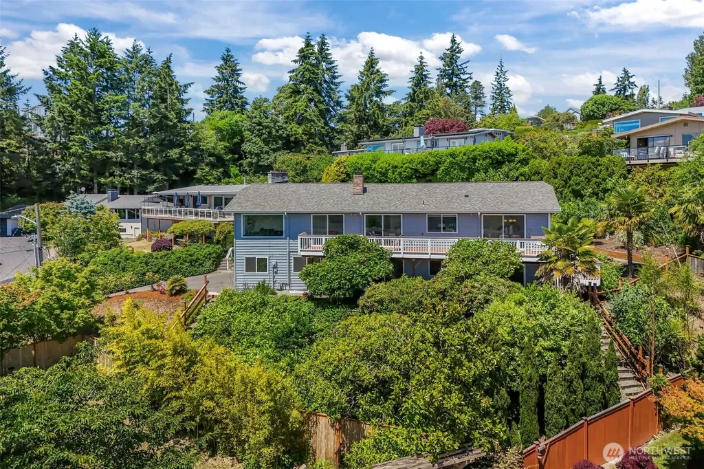16434 9th Avenue SW Burien WA 98166
