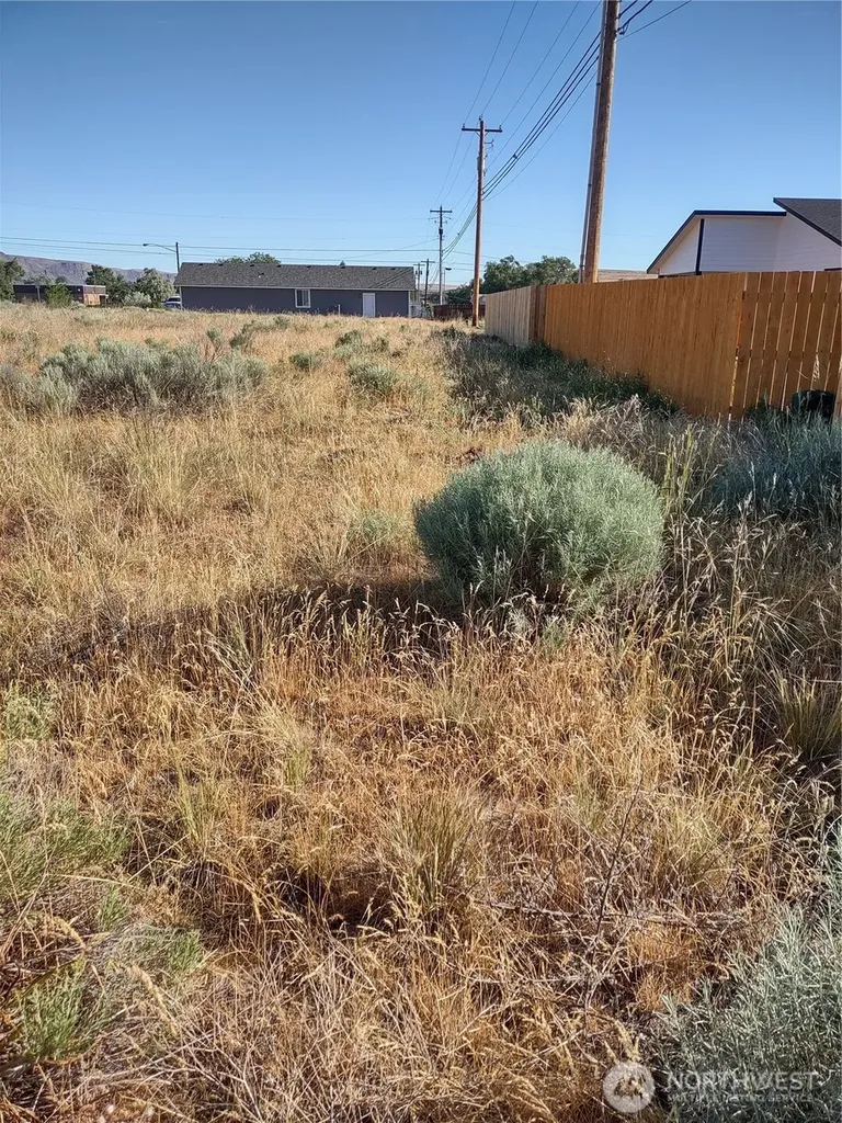 0 S Division Street Soap Lake WA 98851