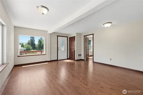 410 W Bartlett Street Omak WA 98841