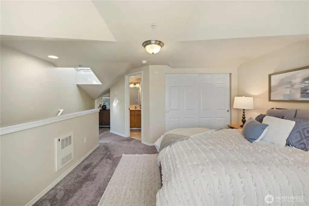 443 NE Ravenna Boulevard Seattle WA 98115