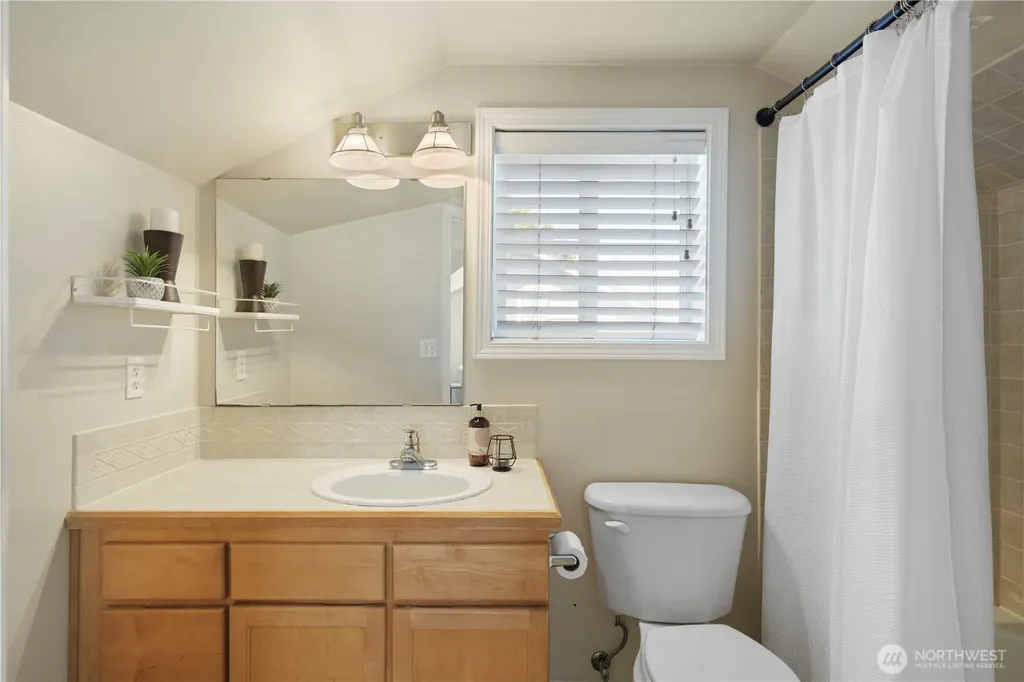 443 NE Ravenna Boulevard Seattle WA 98115