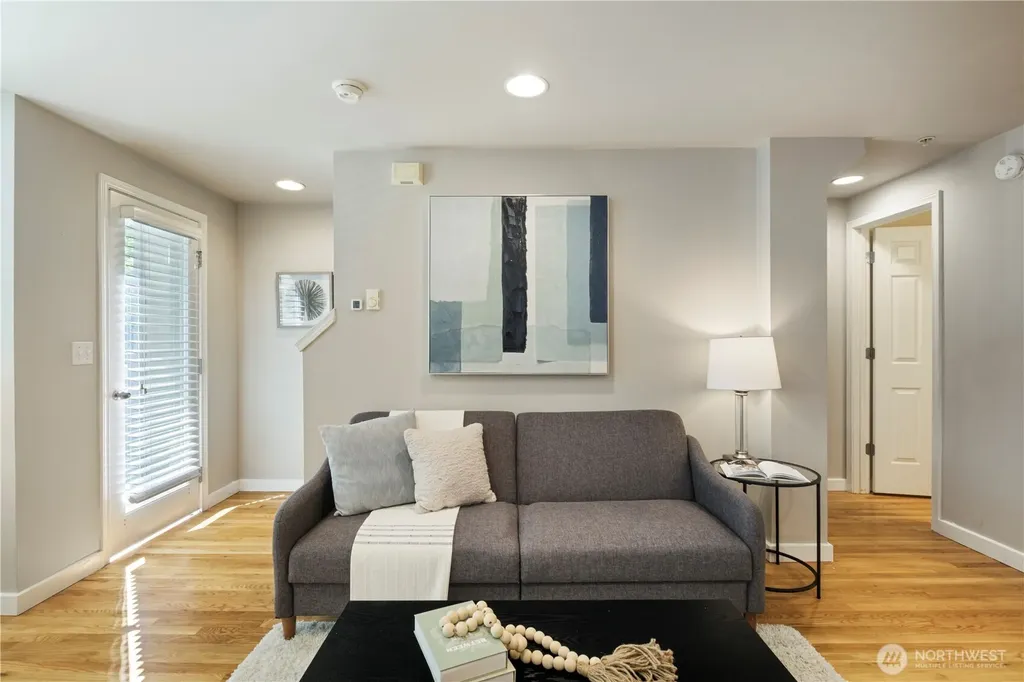 443 NE Ravenna Boulevard Seattle WA 98115