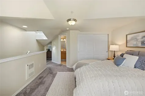 443 NE Ravenna Boulevard Seattle WA 98115