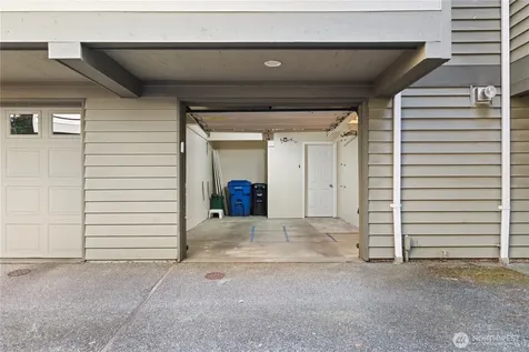 443 NE Ravenna Boulevard Seattle WA 98115