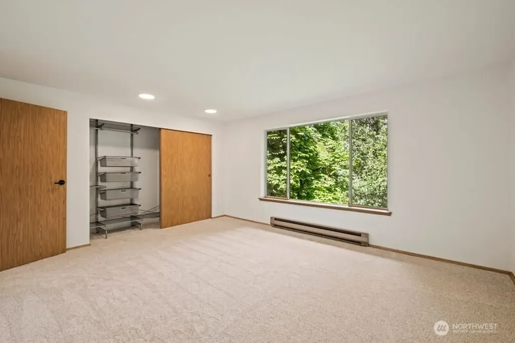 9912 NE 142 Place Kirkland WA 98034