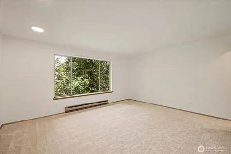 9912 NE 142 Place Kirkland WA 98034