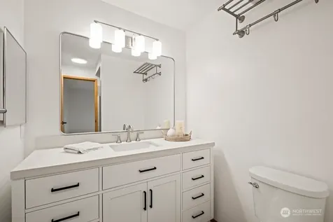 9912 NE 142 Place Kirkland WA 98034