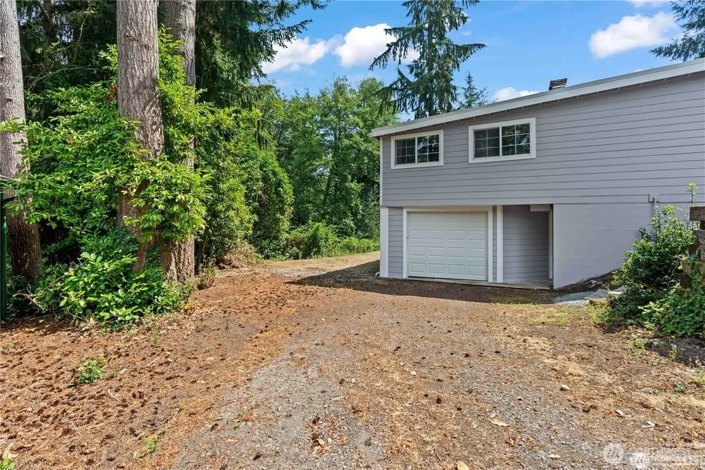 2749 Parkway Drive W University Place WA 98466