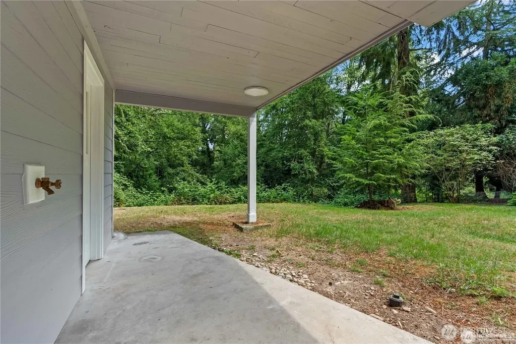 2749 Parkway Drive W University Place WA 98466