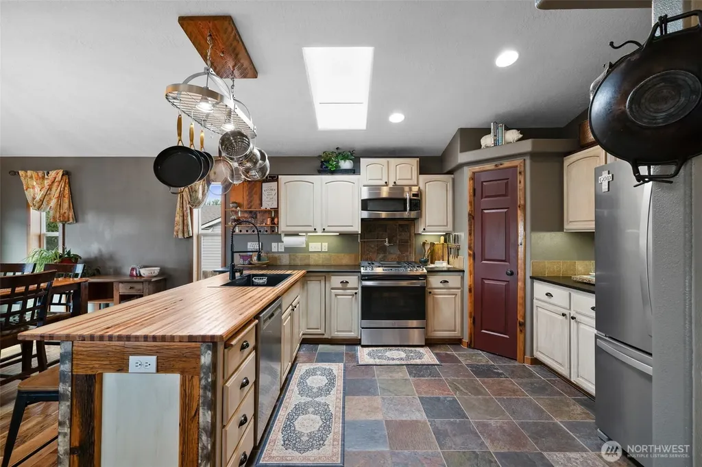 506 Cambridge Lane Cheney WA 99004