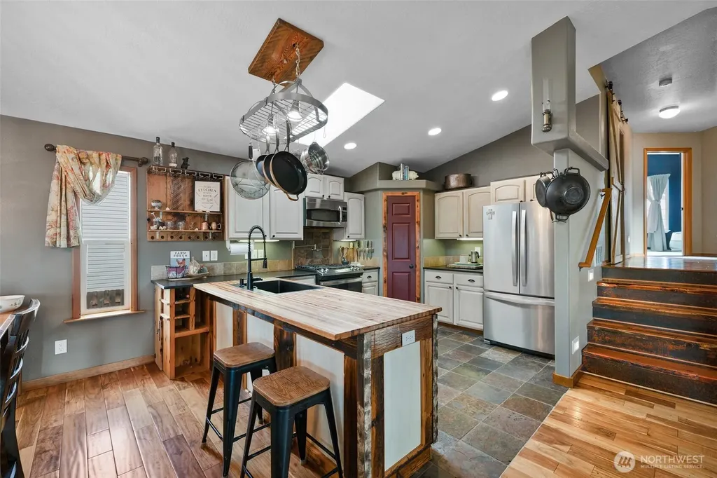 506 Cambridge Lane Cheney WA 99004