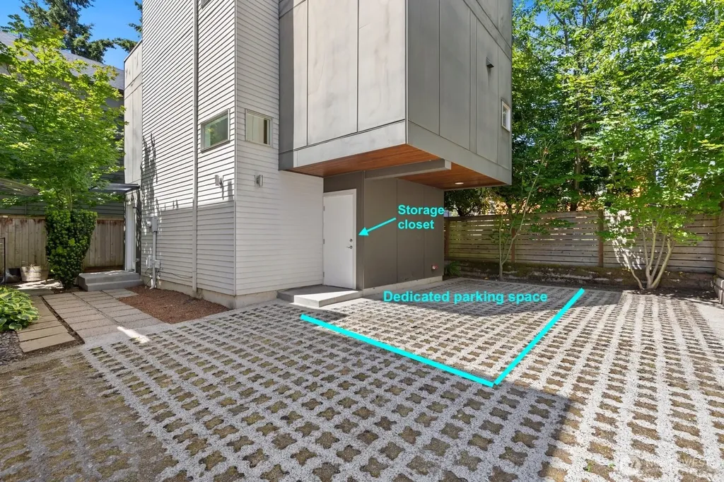 2640 NW 57th Street Seattle WA 98107