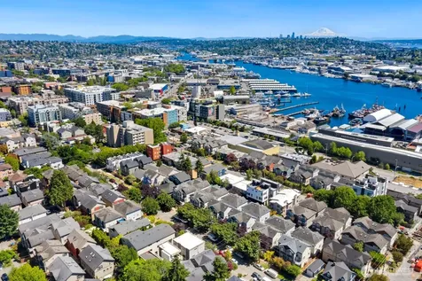 2640 NW 57th Street Seattle WA 98107