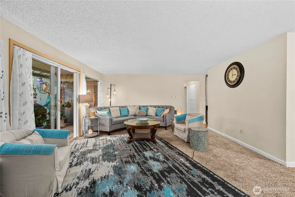 10430 Gravelly Lake Drive SW Lakewood WA 98499
